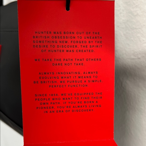 Hunter | Black Crossbody Bag - Picture 4 of 13